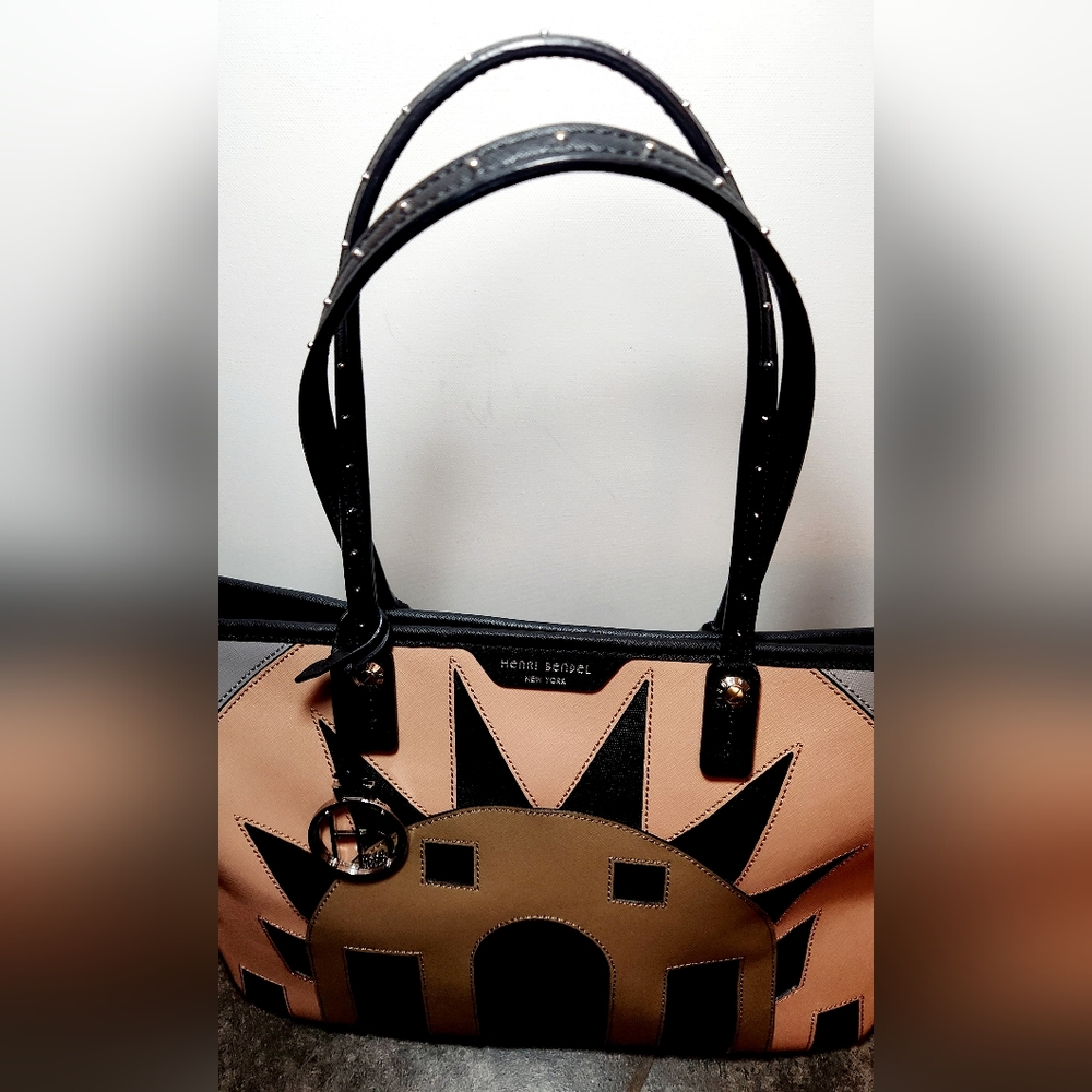 Henri bendel store front tote shoulder bag - Picture 5 of 8